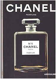 Chanel Parfum : L'Essence de l'Élégance